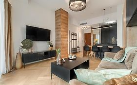 ANS Hanza Tower Apartment No 530 - Swimming pool, sauna, jacuzzi, viewing terrace